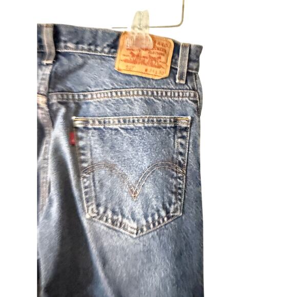 Levi's 517 Size 34x30 Faded Blue Jeans - Picture 3 of 5